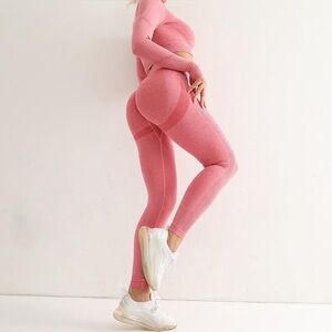 Coral High-Rise Seamless Leggings with Stretch Fit